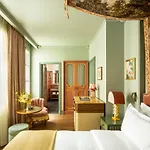 Le Grand Mazarin Hotel