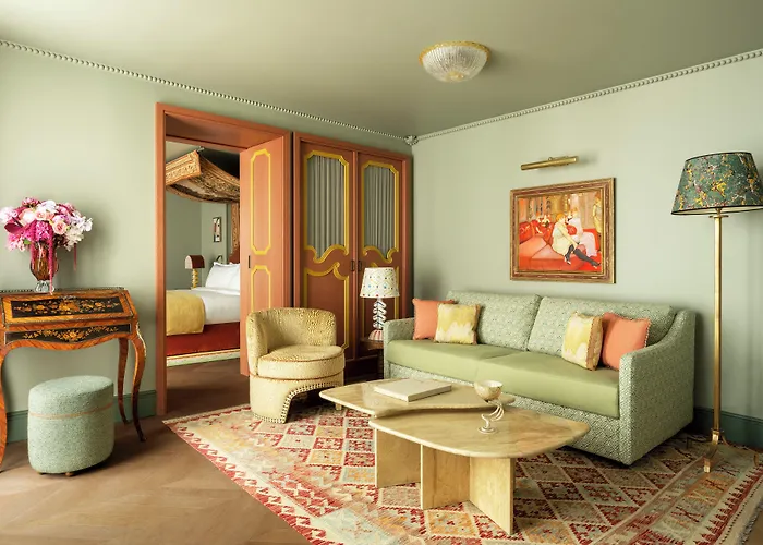 Hotel Le Grand Mazarin Paris