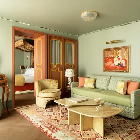 Le Grand Mazarin Paris