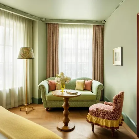 Hotel Le Grand Mazarin Paris