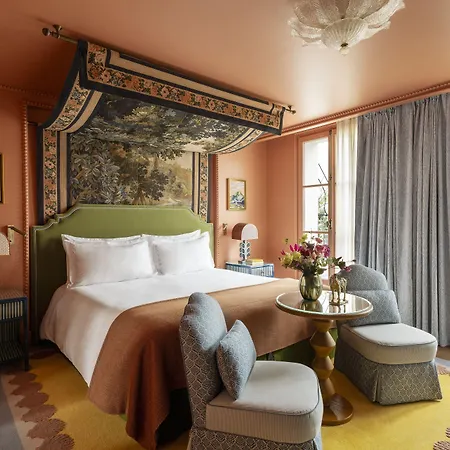 Hotel Le Grand Mazarin Paryż