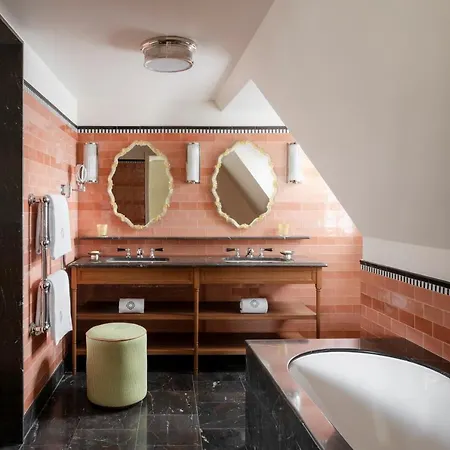 Le Grand Mazarin Otel