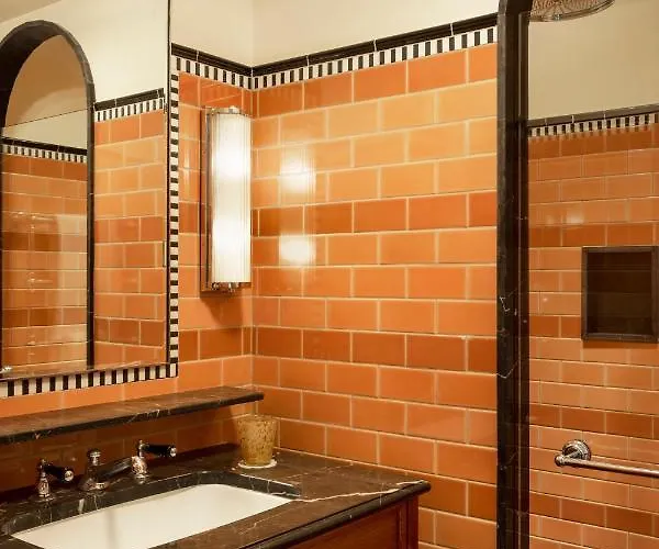 Le Grand Mazarin Hotel